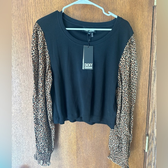 NWT DKNY Blouse Like Long Sleeves Thin Stretchy Sweater Cheetah Print Large - Picture 7 of 8